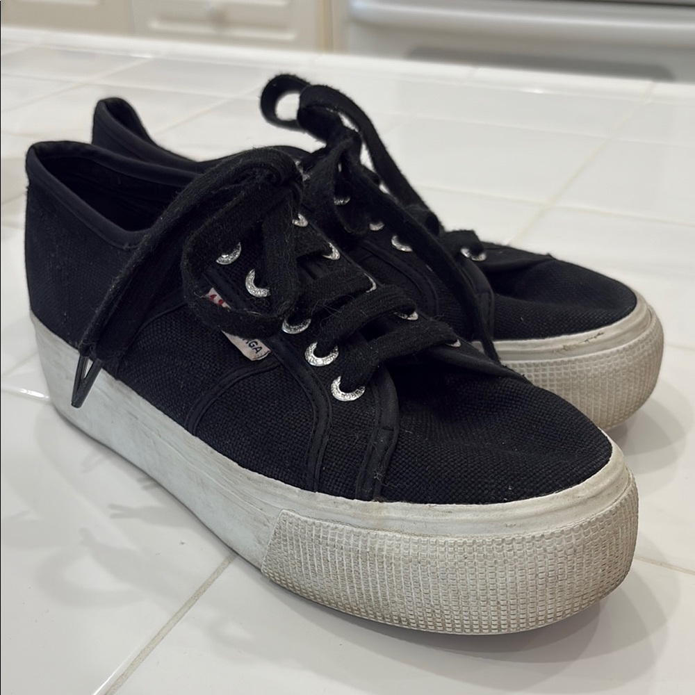 Trendy Black Canvas Sneakers